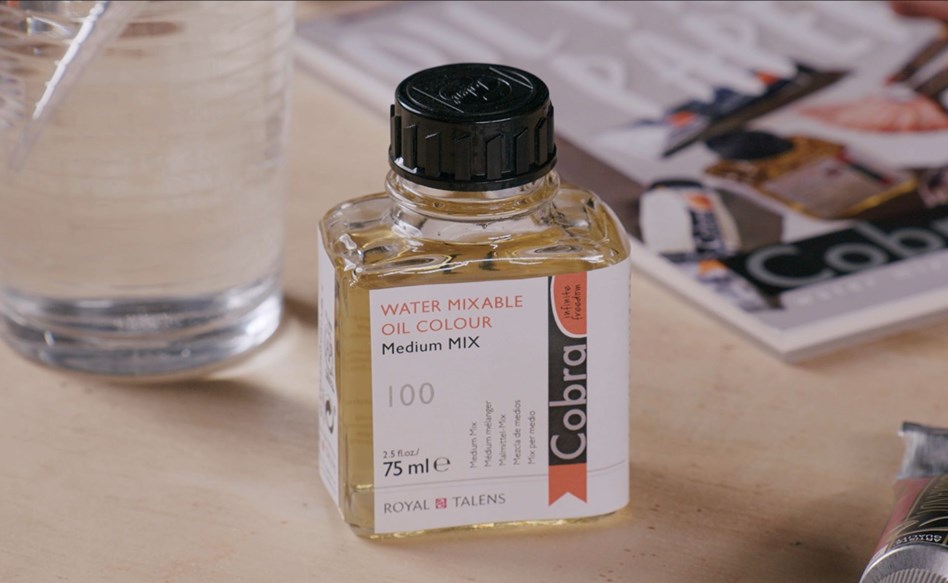 Make your oil paints water-mixable with Cobra Medium Mix